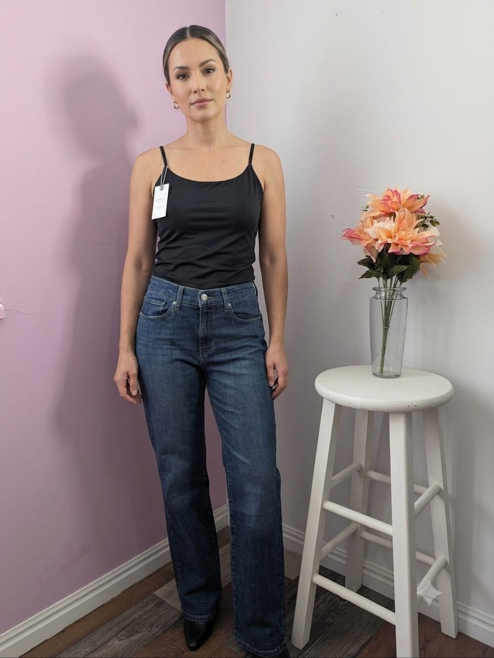 Levi’s Straight / Wide Leg Jeans – Size 10 (New with Tags)